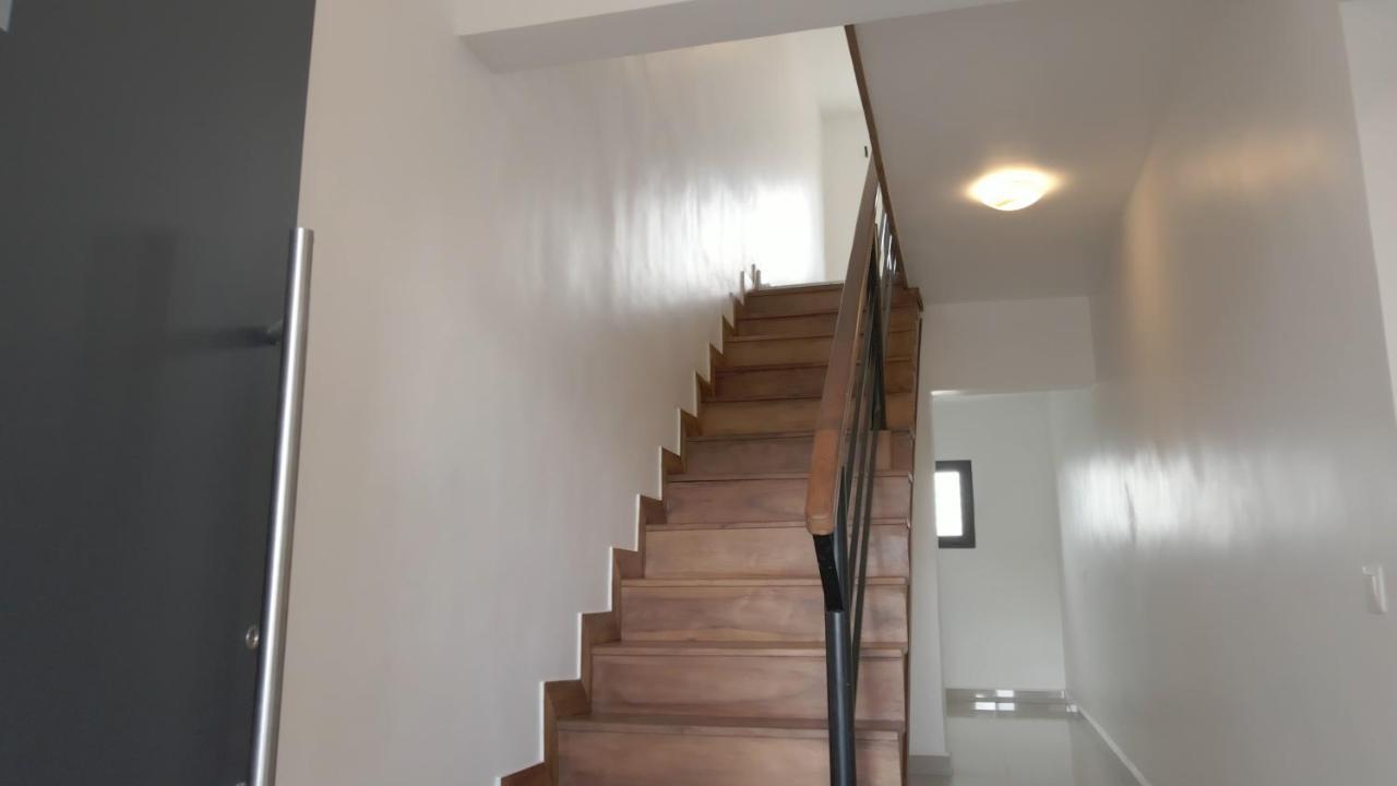 Ampifitia Guest House Antananarivo Buitenkant foto