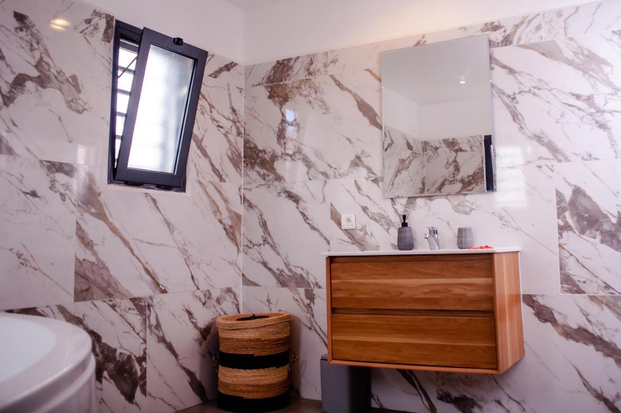 Ampifitia Guest House Antananarivo Buitenkant foto